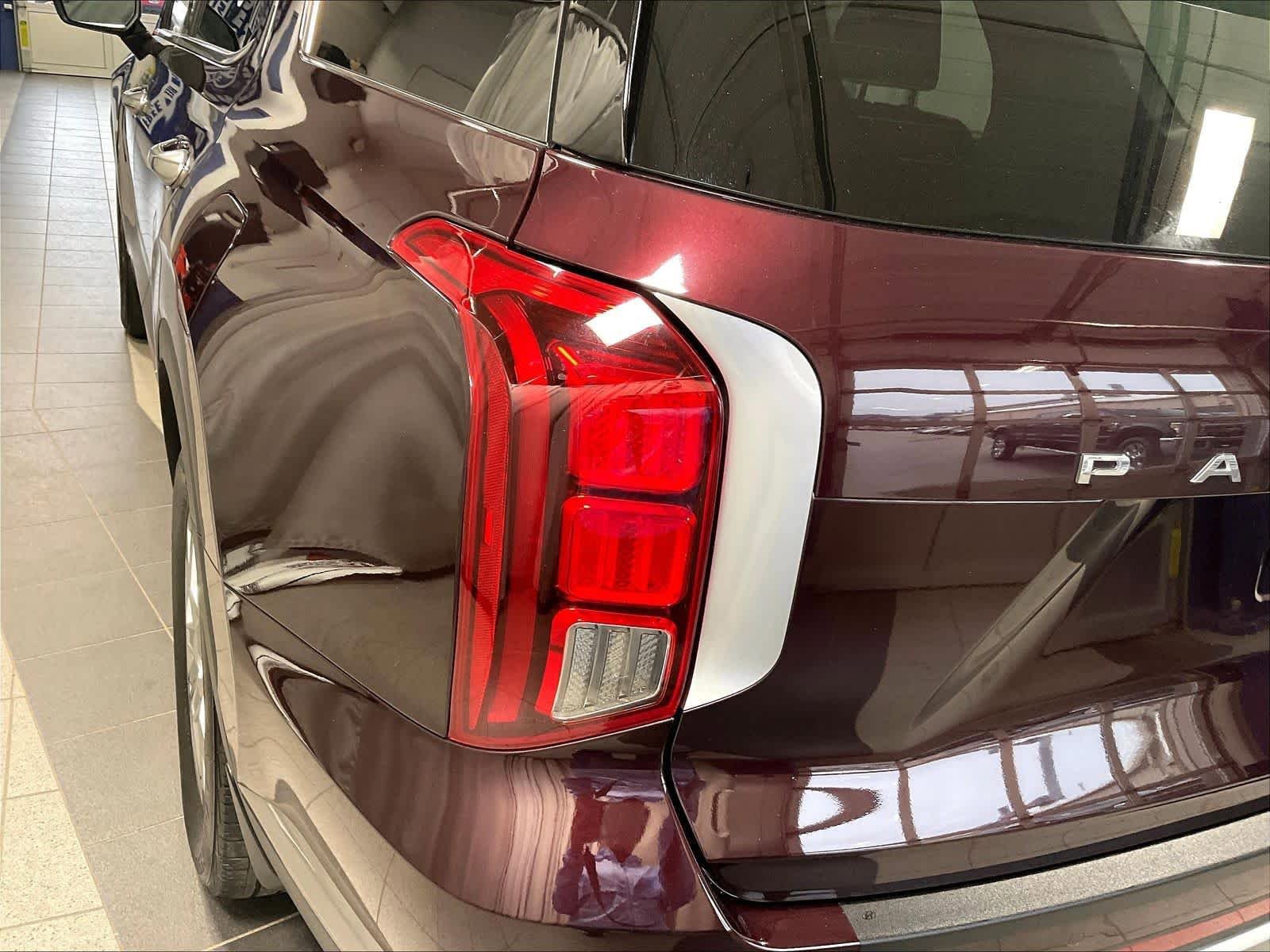 Used 2023 Hyundai Palisade SEL AWD/4WD image 33