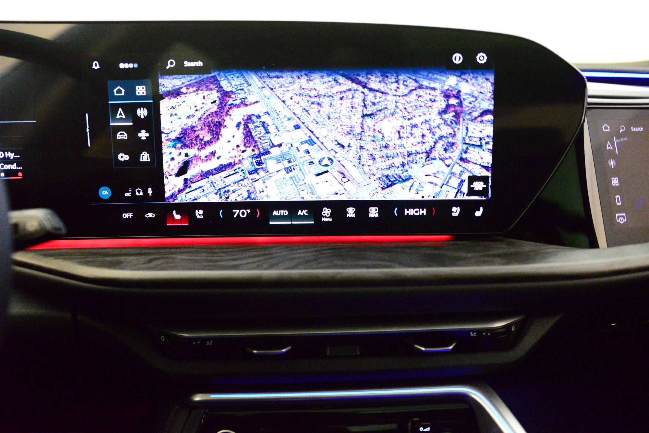 Certified 2025 Audi Q5 Prestige image 31