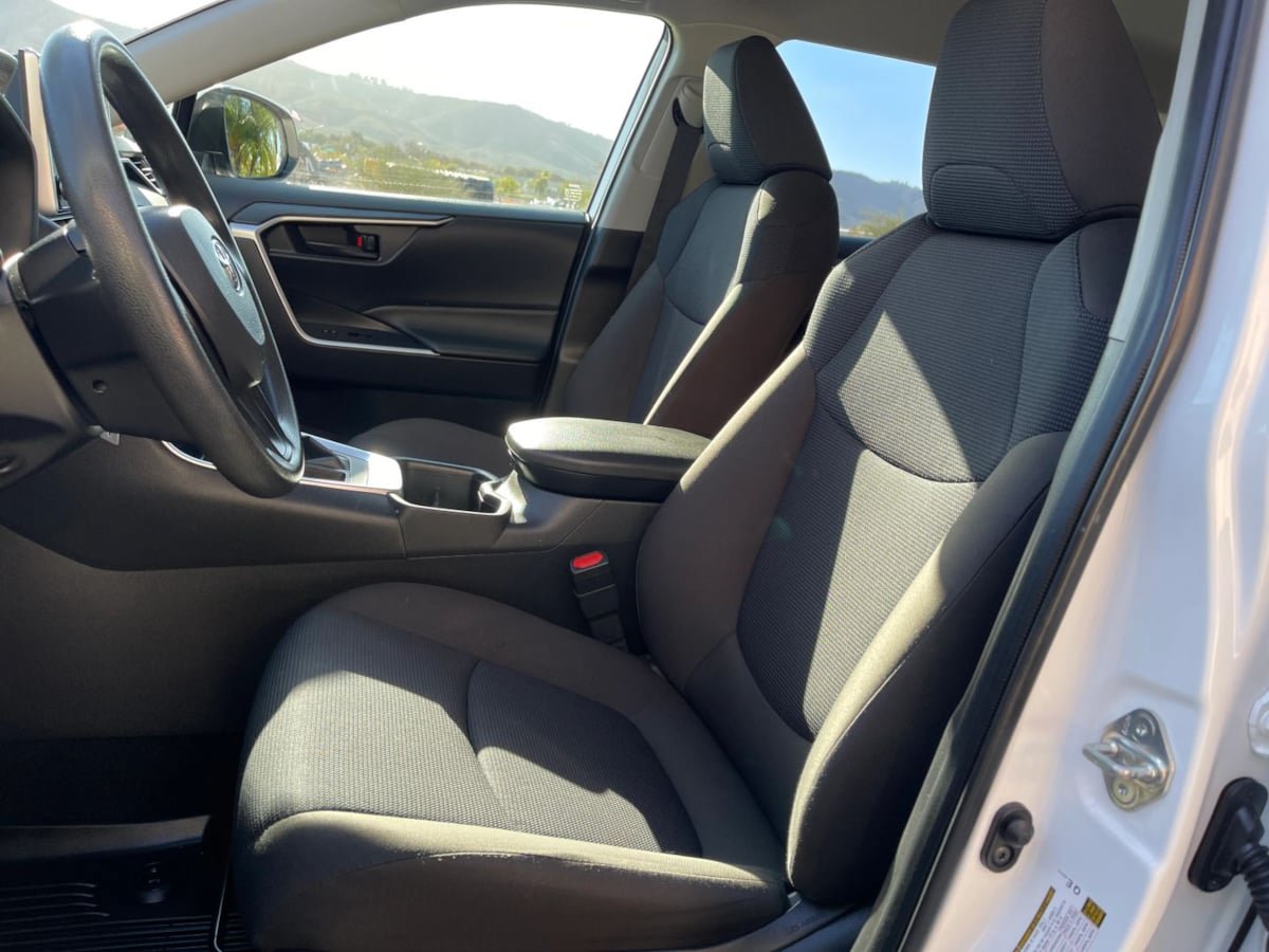 Used 2025 Toyota RAV4 LE FWD image 19