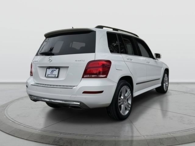 Used 2014 Mercedes-Benz GLK 350 4MATIC image 5