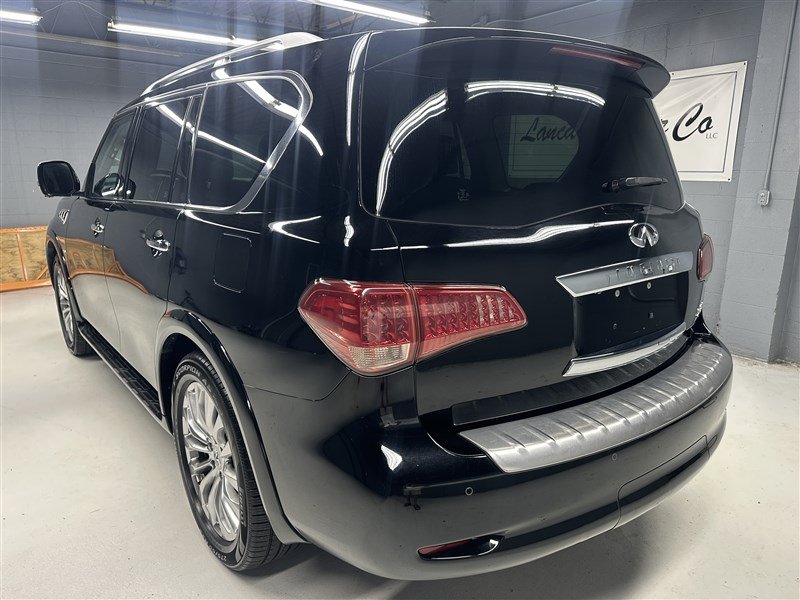 Used 2016 INFINITI QX80 4WD w/ Deluxe Technology Package image 9