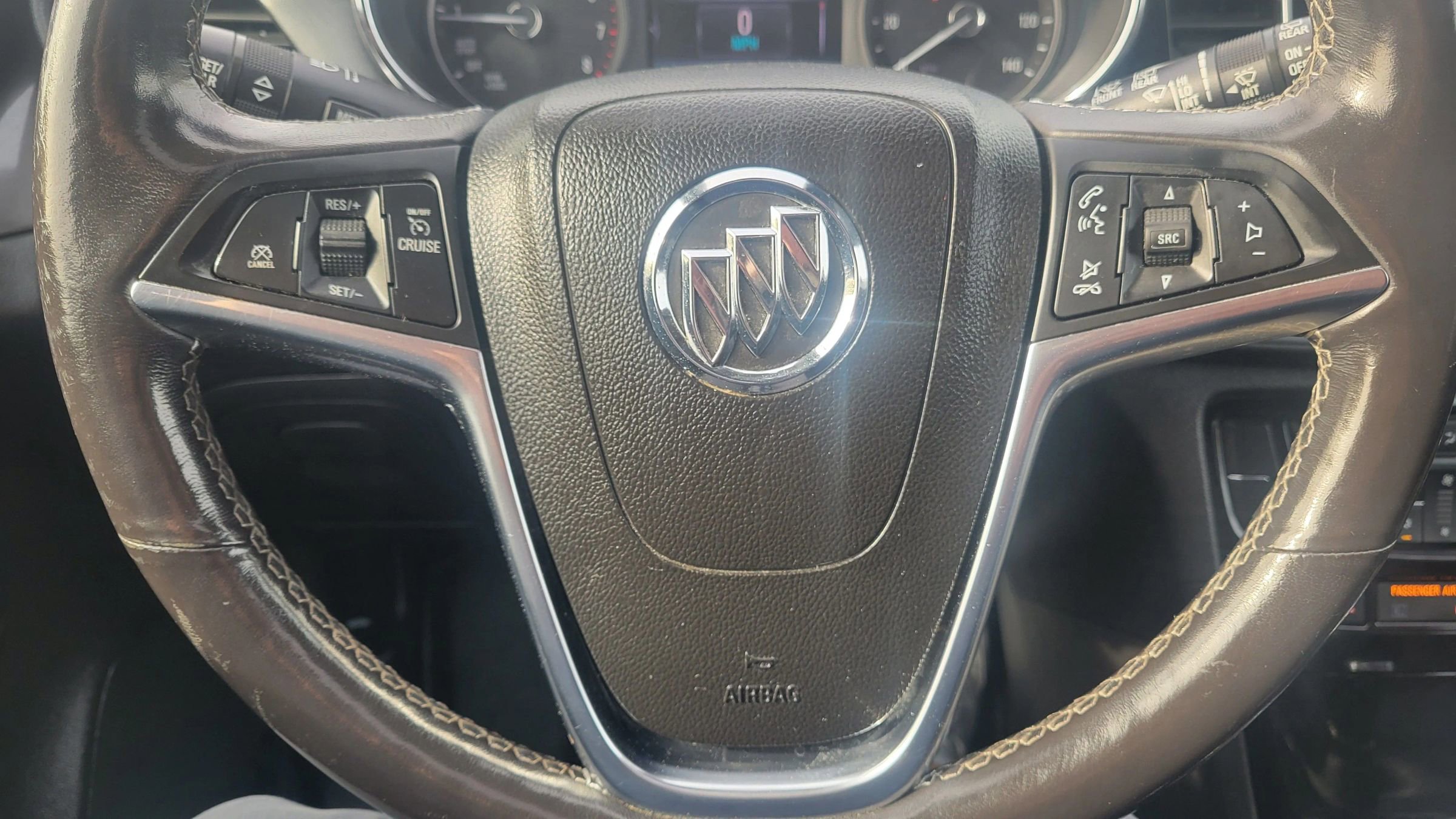 Used 2019 Buick Encore Essence image 13