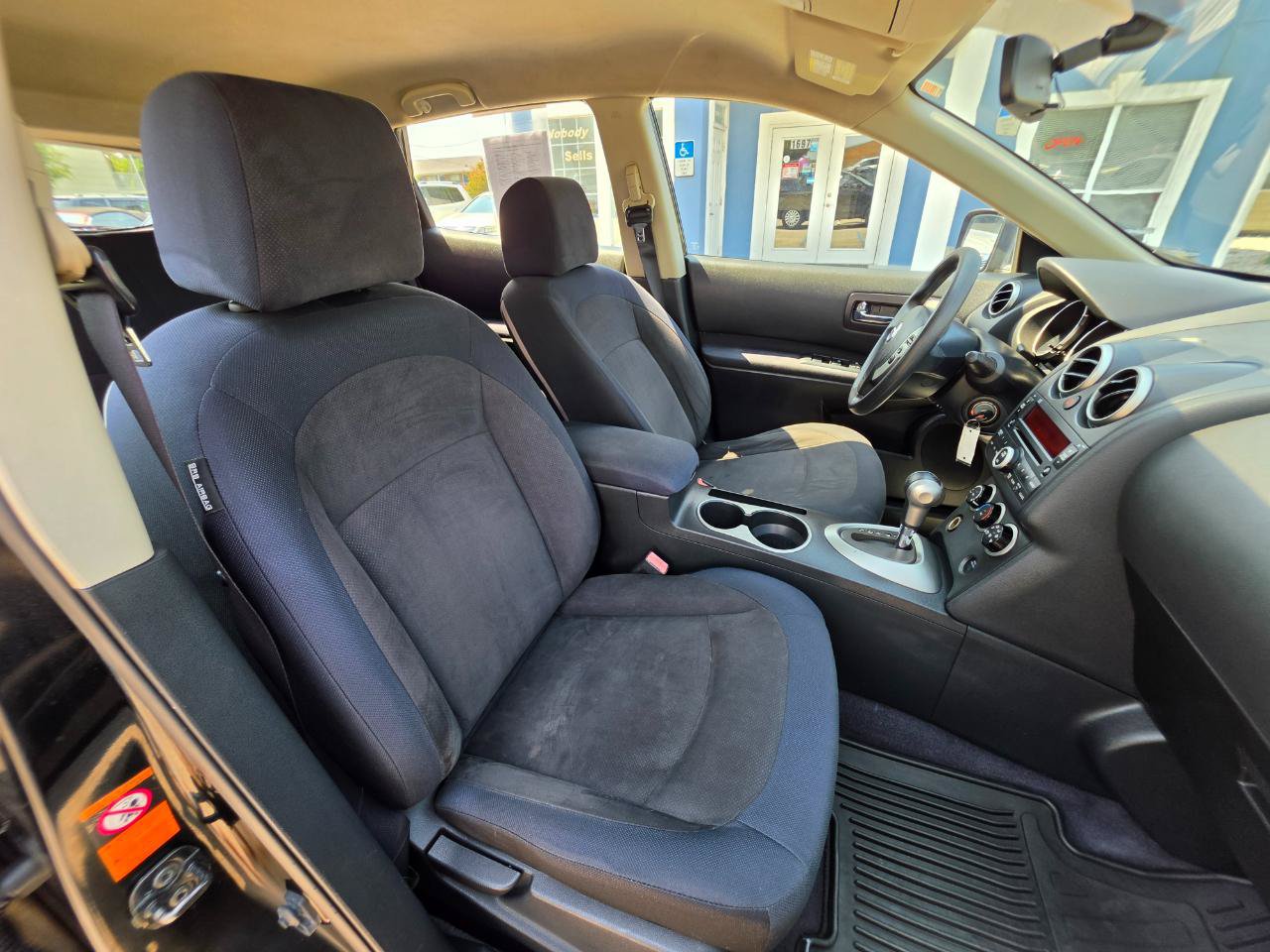 Used 2009 Nissan Rogue S FWD image 23