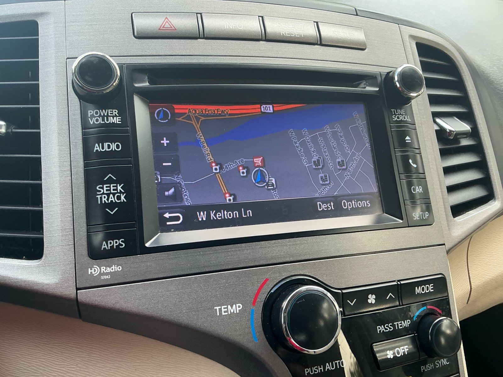 Used 2013 Toyota Venza XLE FWD image 28