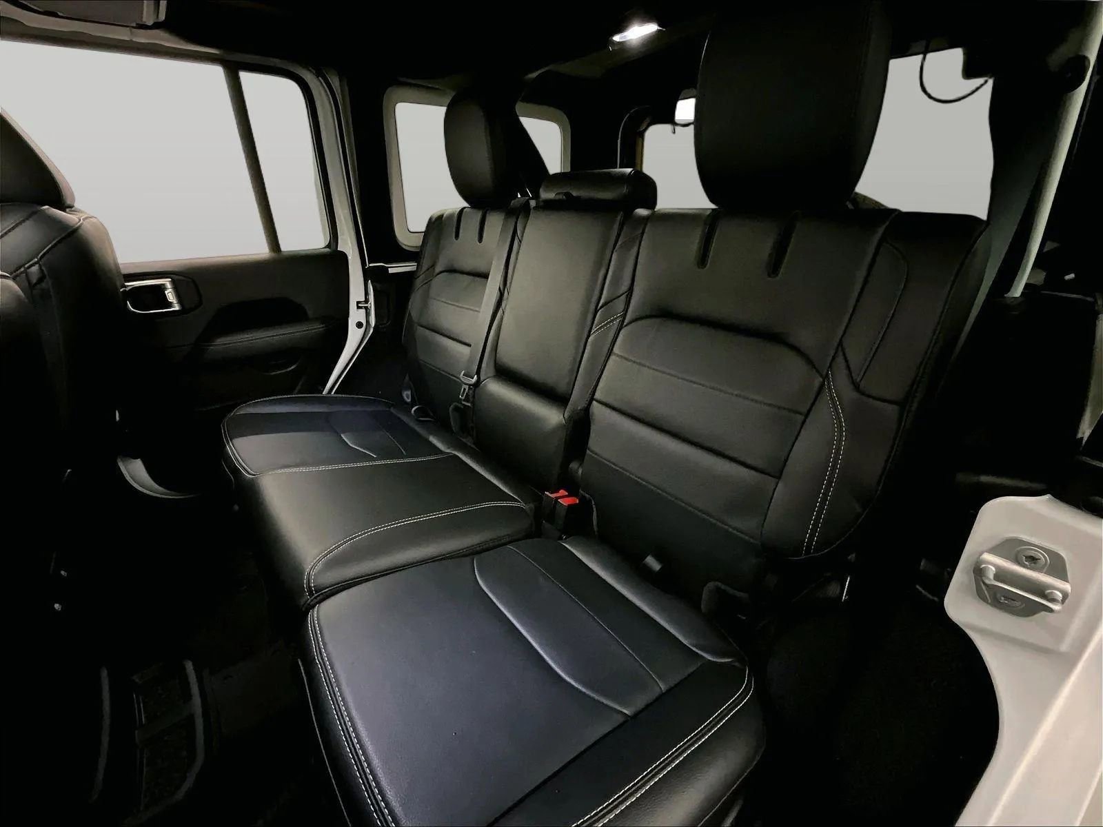 Used 2023 Jeep Wrangler Sahara w/ Cold Weather Group image 25