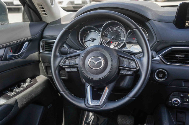 Used 2020 MAZDA CX-5 Touring FWD image 18