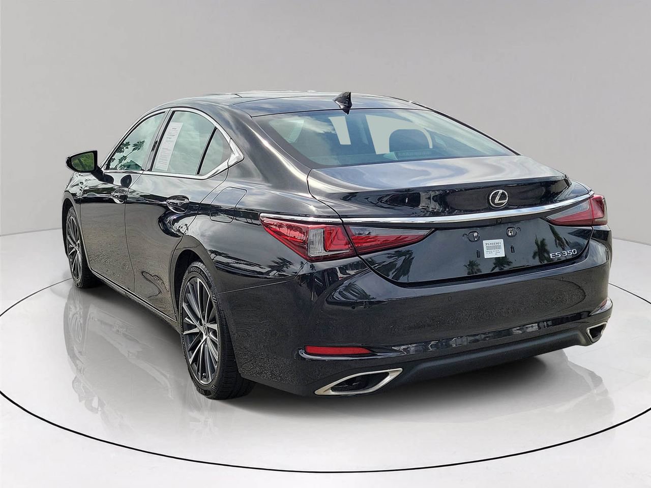 Used 2022 Lexus ES 350 w/ Premium Package FWD image 4