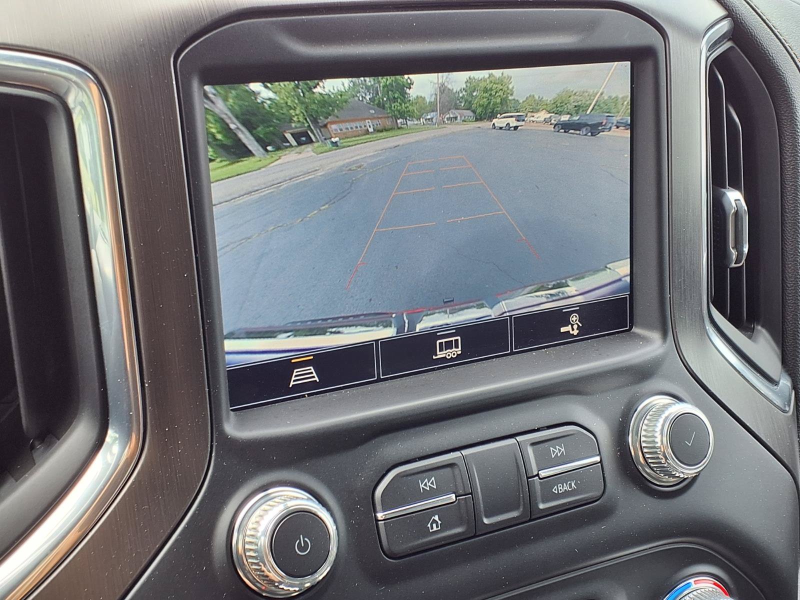 Used 2021 GMC Sierra 1500 AT4 w/ AT4 Premium Package AWD/4WD image 5