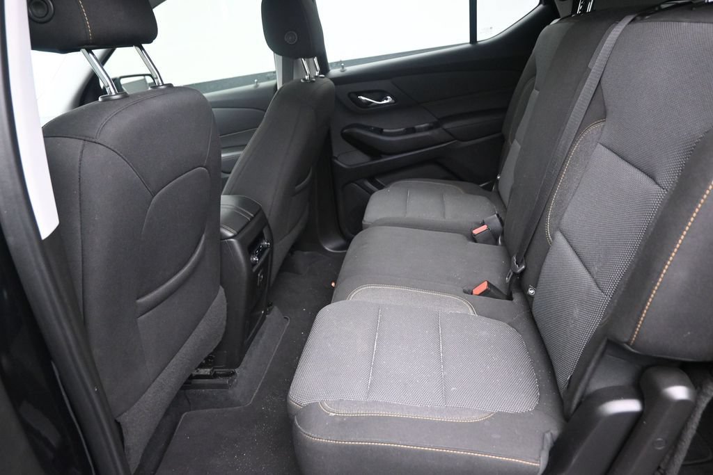Used 2021 Chevrolet Traverse LS FWD image 14