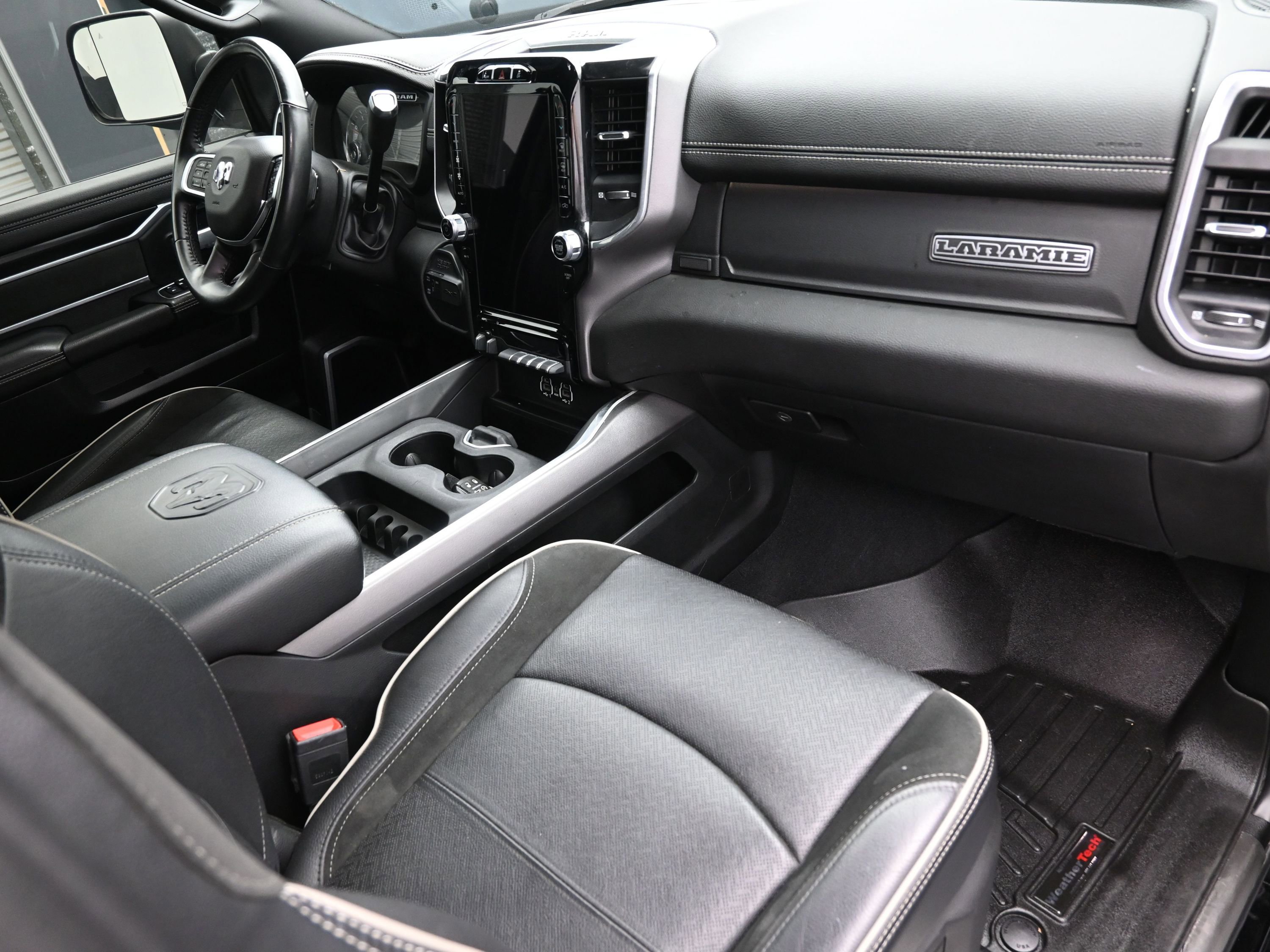 Used 2020 RAM 2500 Laramie w/ Night Edition image 41