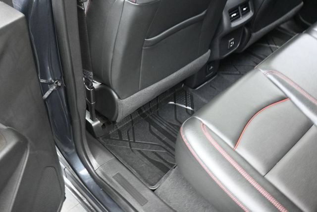Used 2023 Chevrolet Equinox RS w/ RS Leather Package FWD image 29