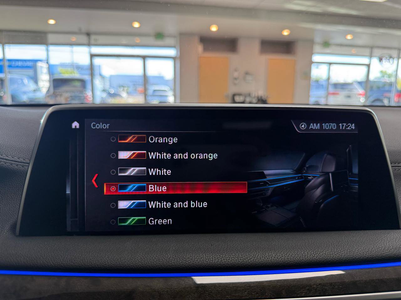 Used 2018 BMW 750i image 22