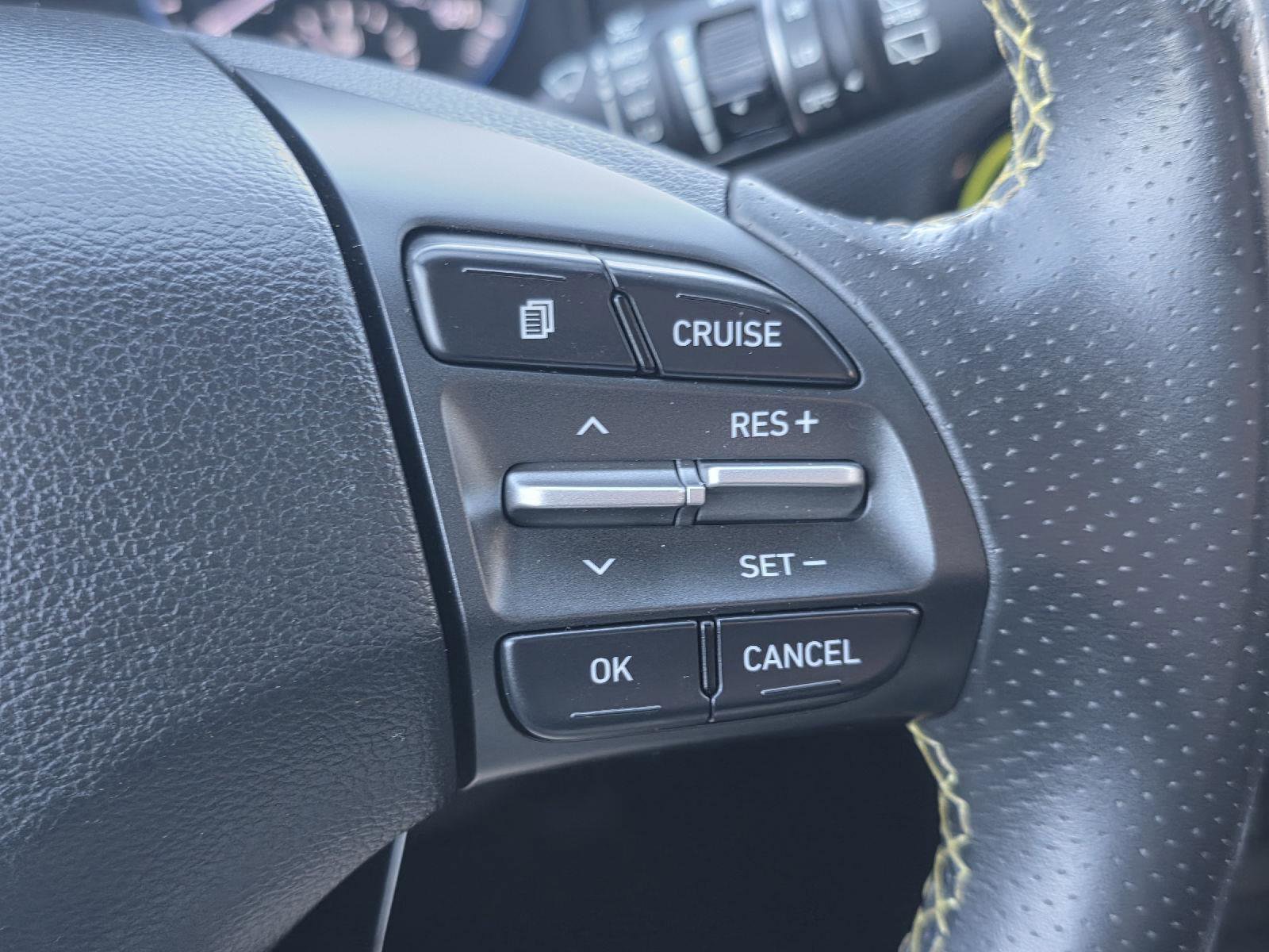 Used 2018 Hyundai Kona Limited image 14