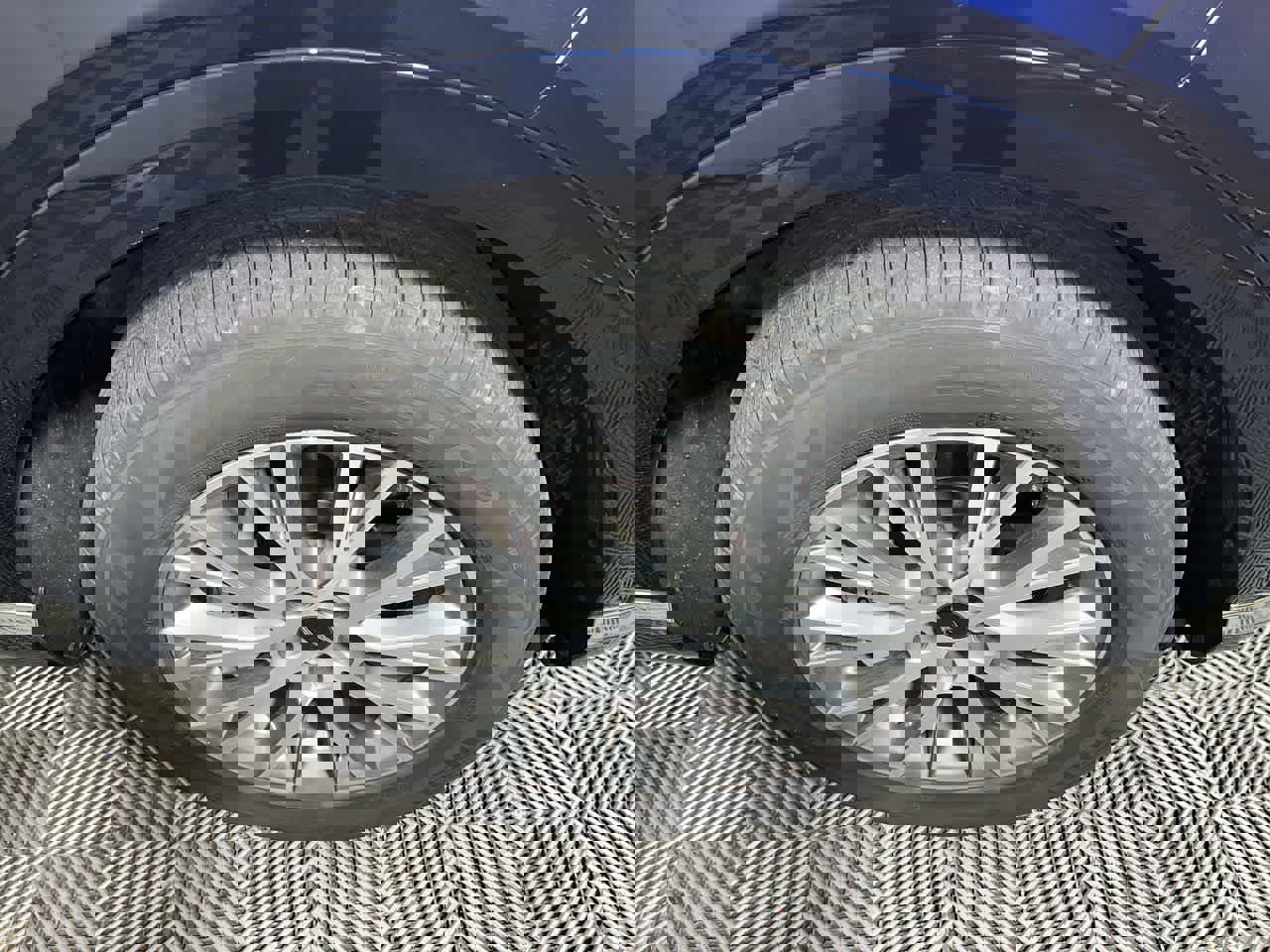 Used 2025 Genesis GV80 2.5T Standard image 10