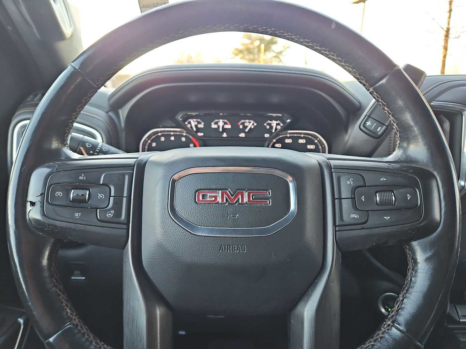 Used 2021 GMC Sierra 1500 AT4 image 23