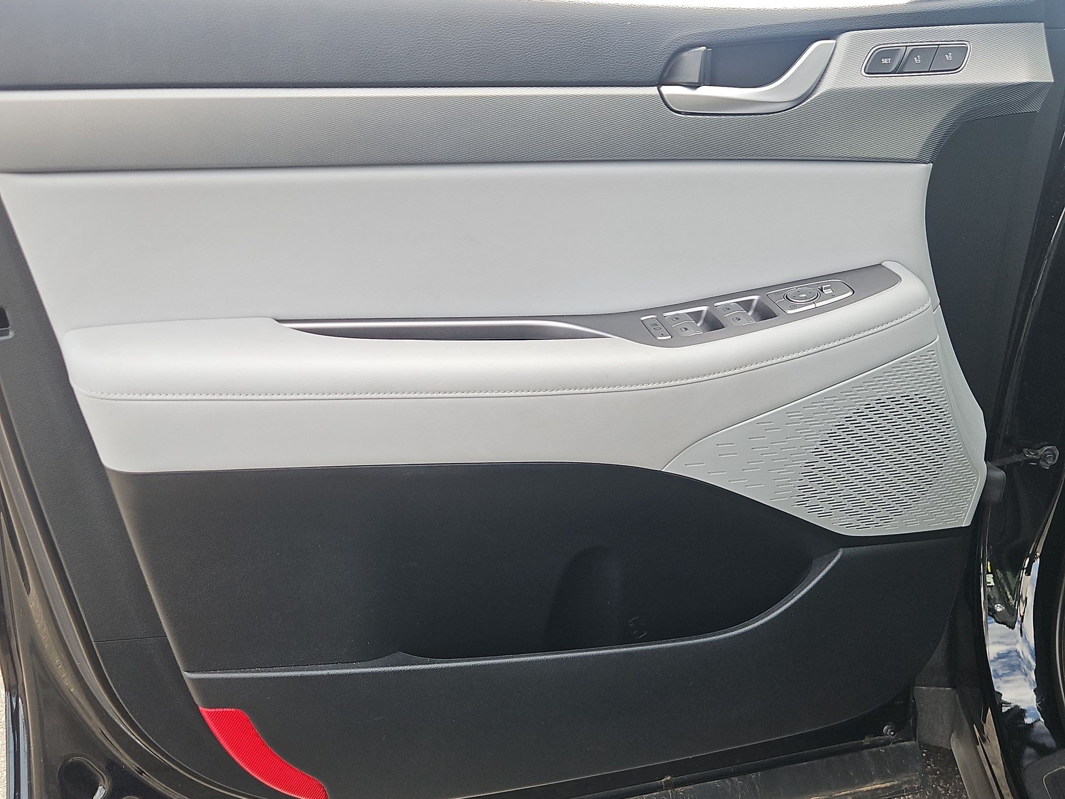 Used 2022 Hyundai Palisade SEL w/ Premium Package FWD image 11