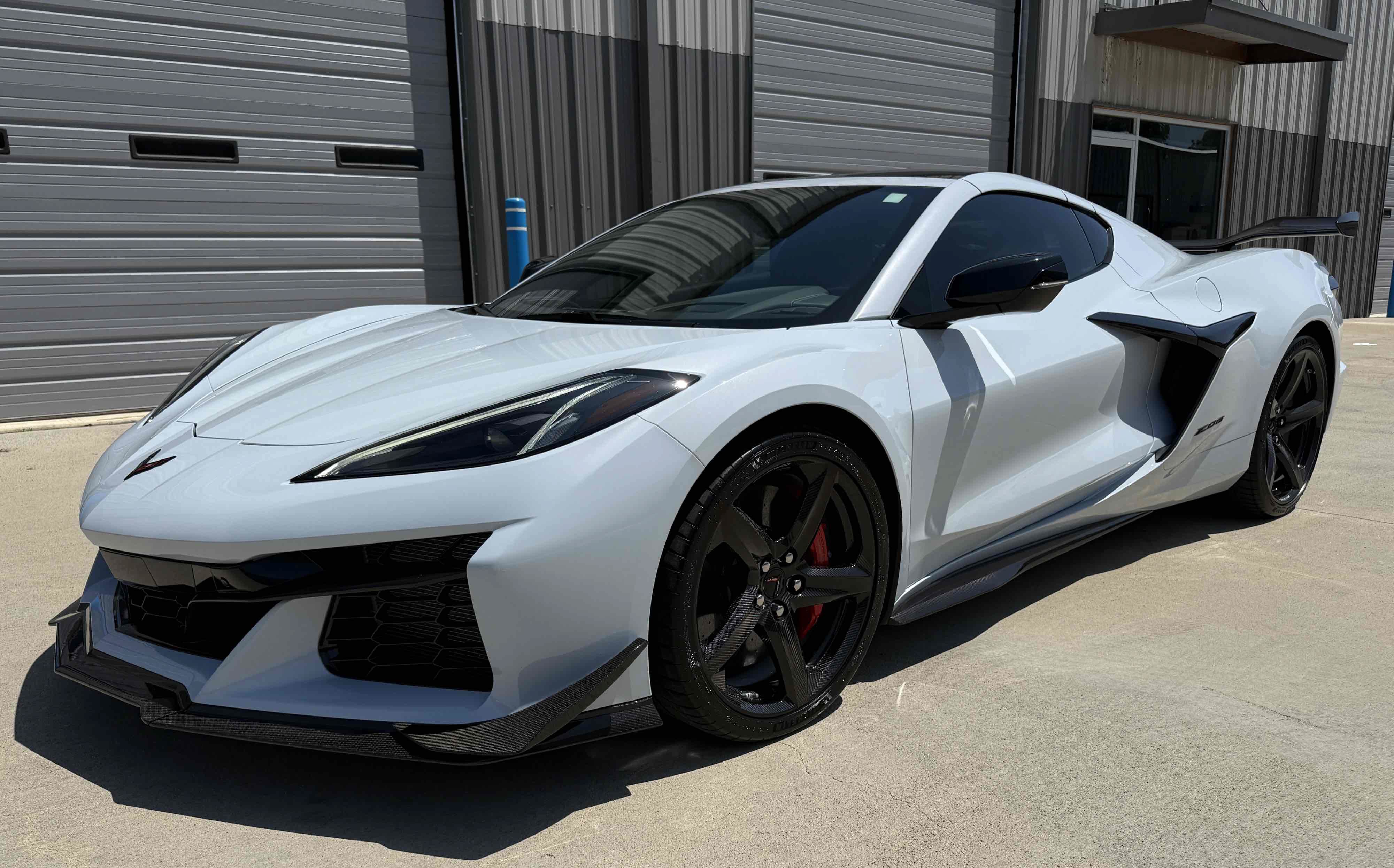 Used 2023 Chevrolet Corvette Z06 Coupe w/ 3LZ w/ Engine Appearance Package RWD image 68