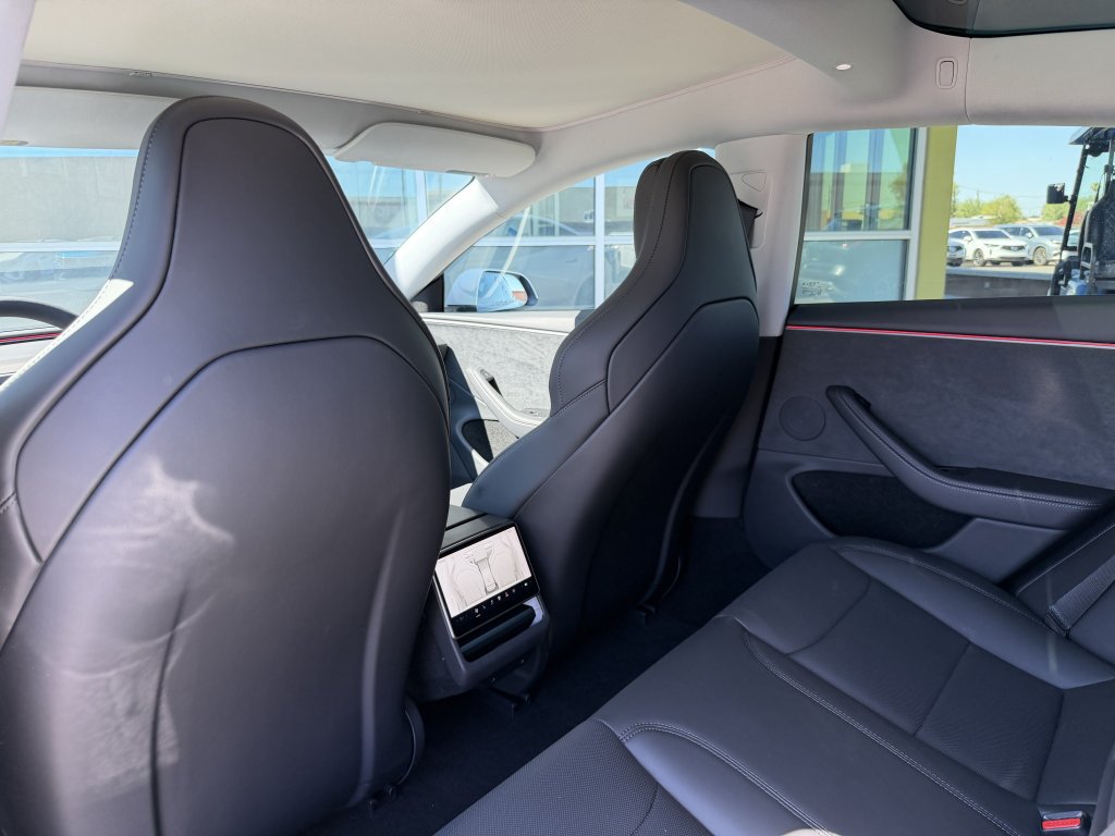 Used 2026 Tesla Model 3 Performance AWD/4WD image 38