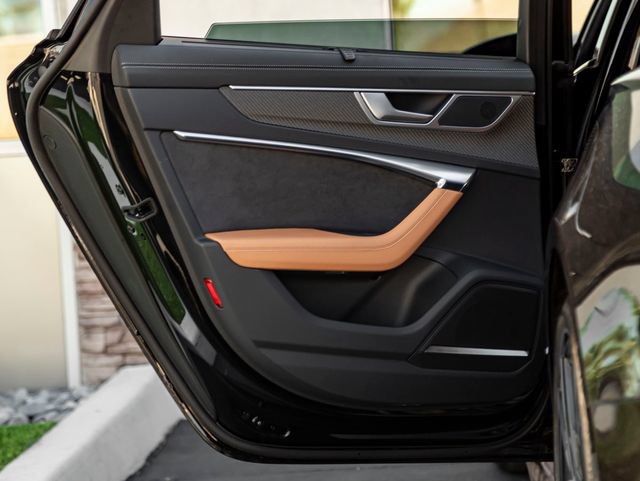 Certified 2023 Audi RS 6 w/ Executive Package AWD/4WD image 27