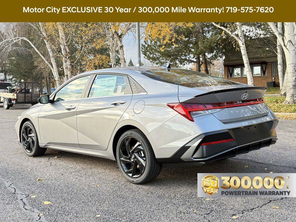 New 2026 Hyundai Elantra Sport FWD image 11