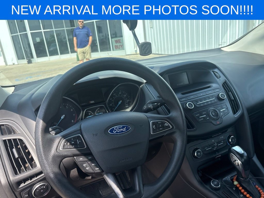 Used 2015 Ford Focus SE FWD image 9
