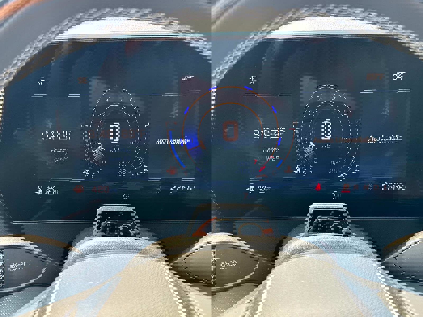 New 2025 Chevrolet Traverse LT w/ Enhanced Driving Package image 12