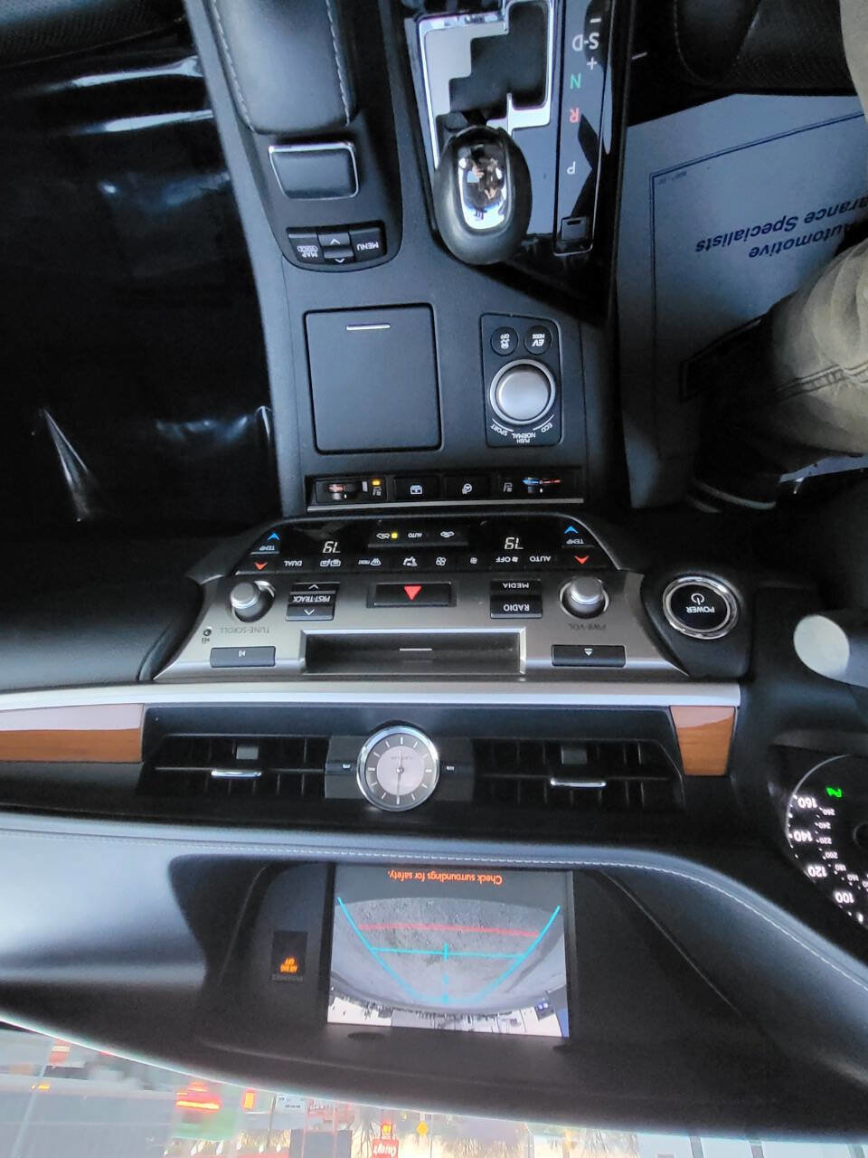Used 2014 Lexus ES 300h w/ Luxury Package w/Bamboo Trim FWD image 18