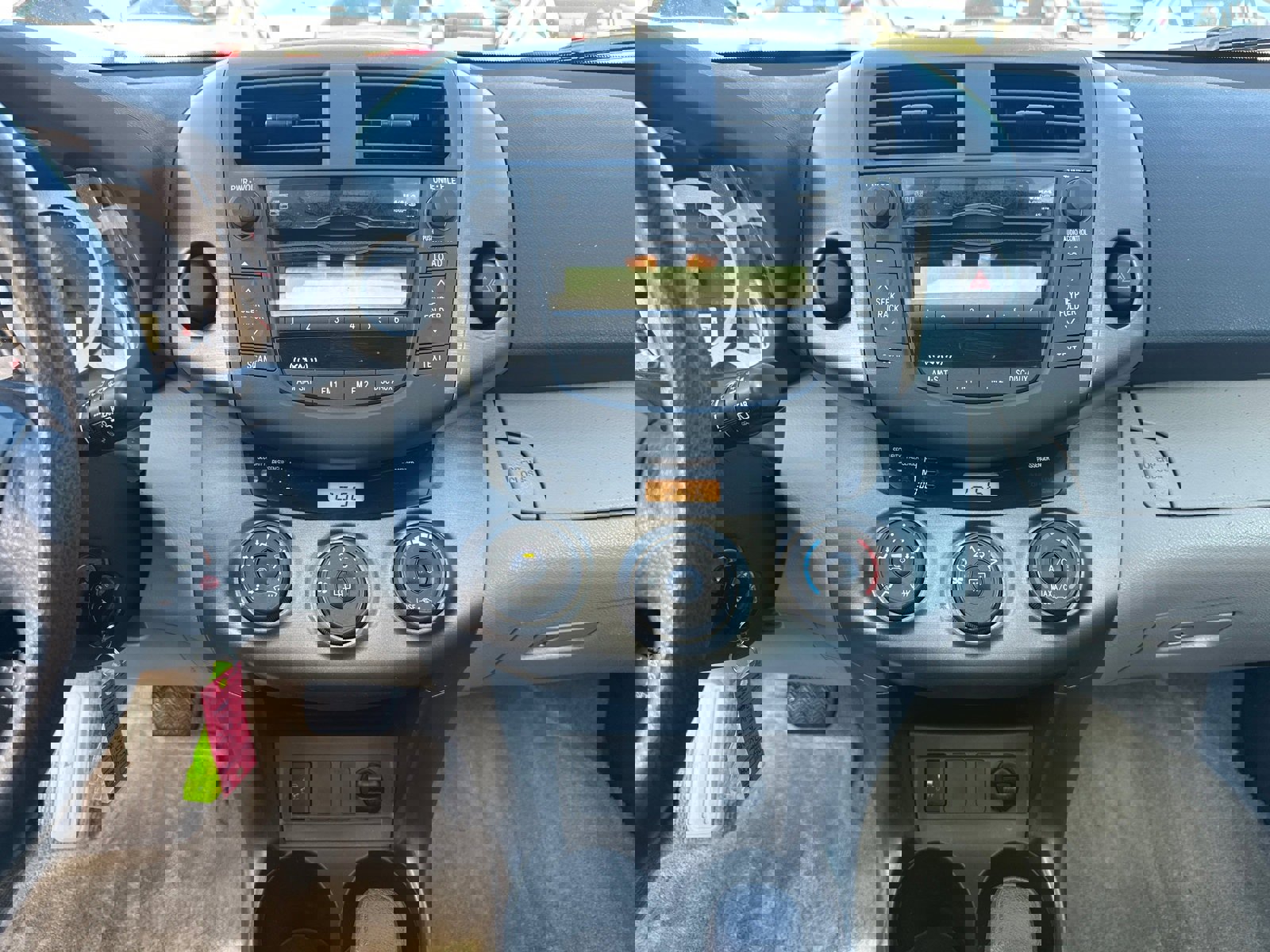 Used 2011 Toyota RAV4 2WD image 28