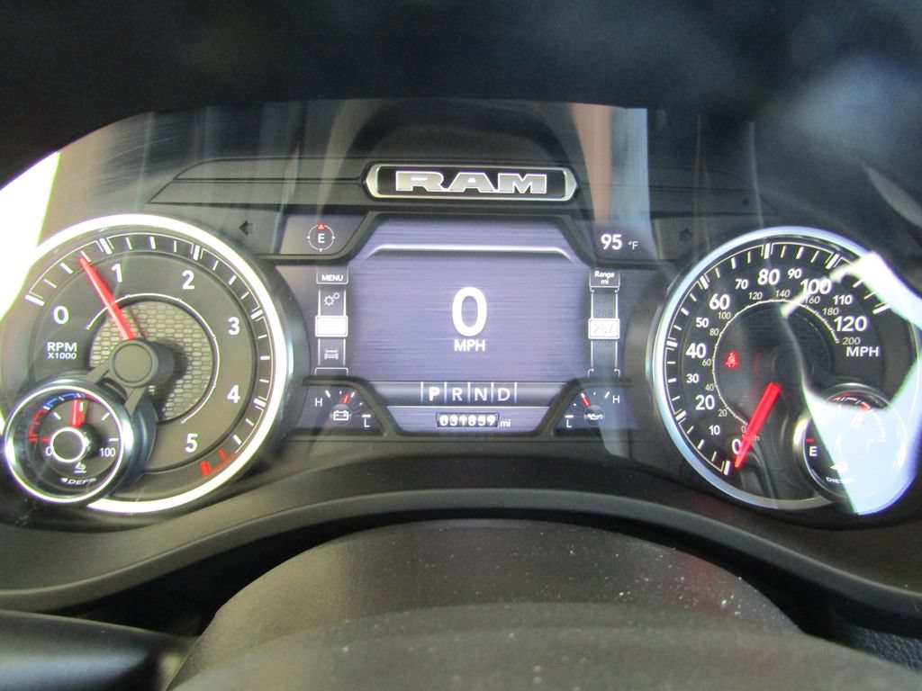 Used 2023 RAM 1500 Laramie AWD/4WD image 25