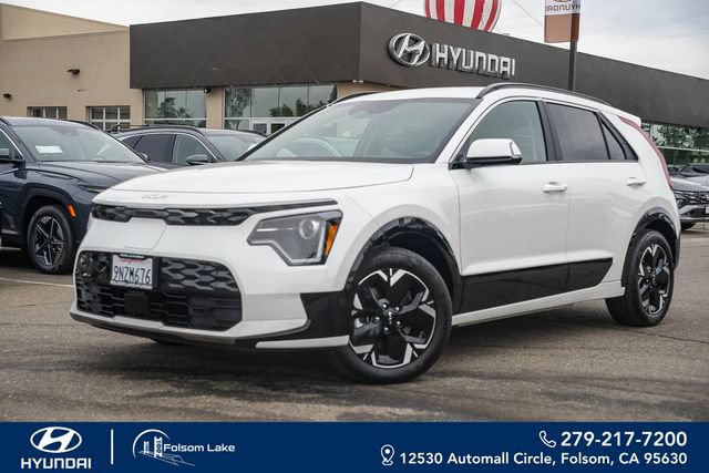 Used 2024 Kia Niro Wind FWD image 1