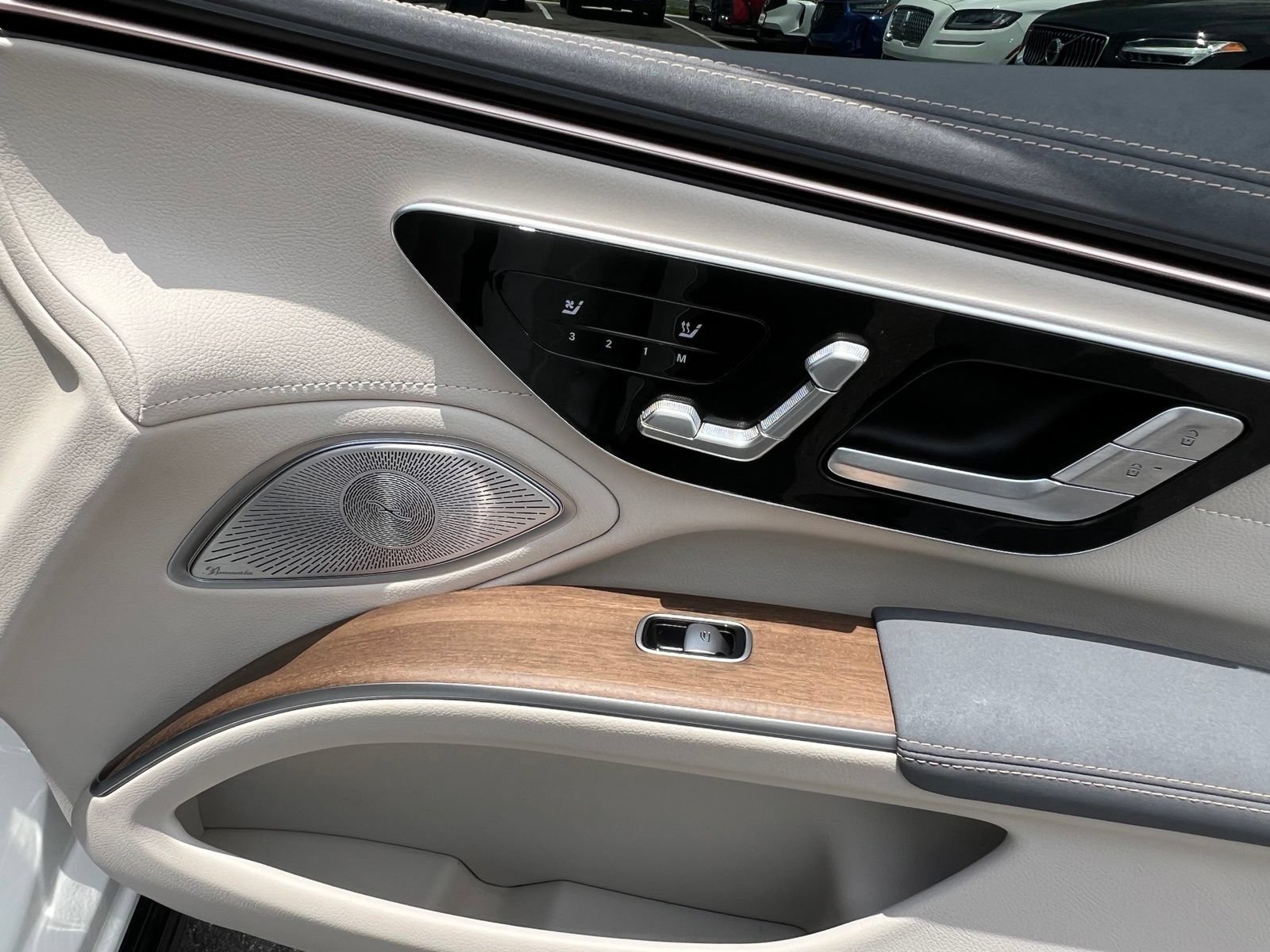 Used 2022 Mercedes-Benz EQS 580 4MATIC Sedan image 61