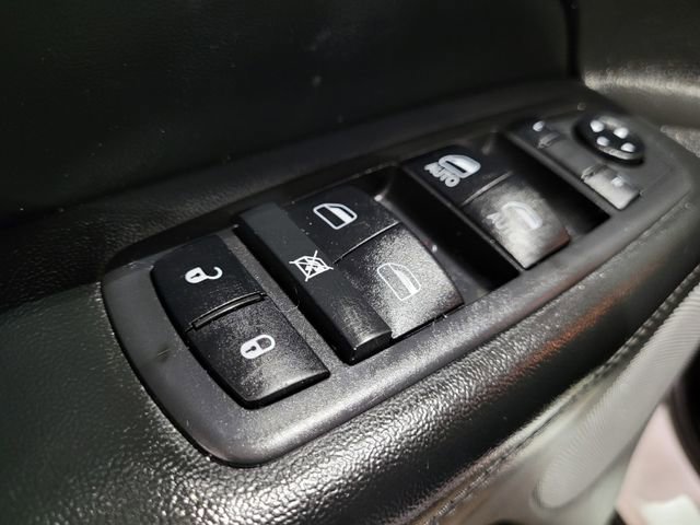 Used 2019 Jeep Grand Cherokee Limited image 46