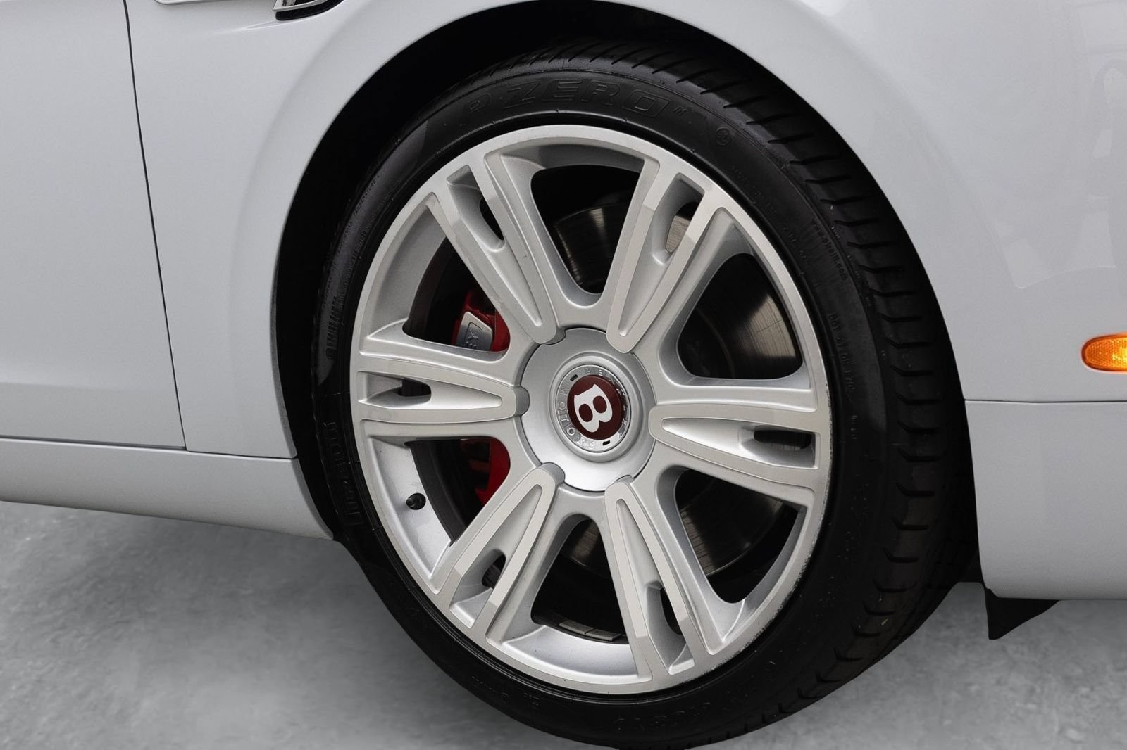 Used 2017 Bentley Flying Spur S V8 AWD/4WD image 8