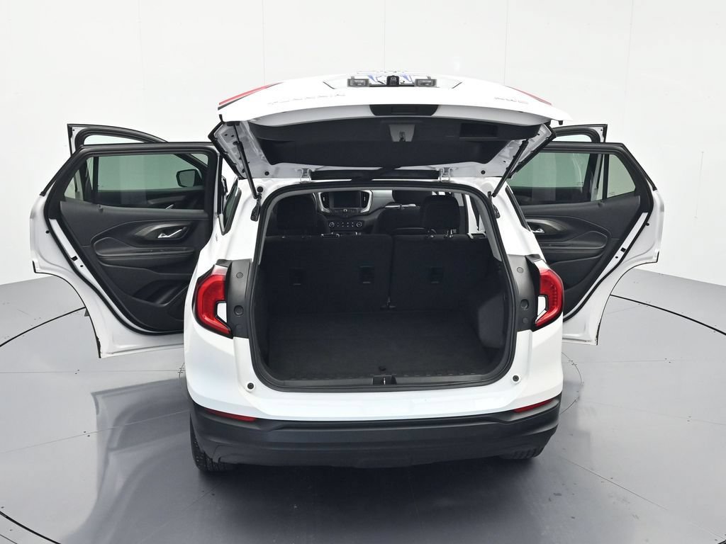Used 2024 GMC Terrain SLE AWD/4WD image 44
