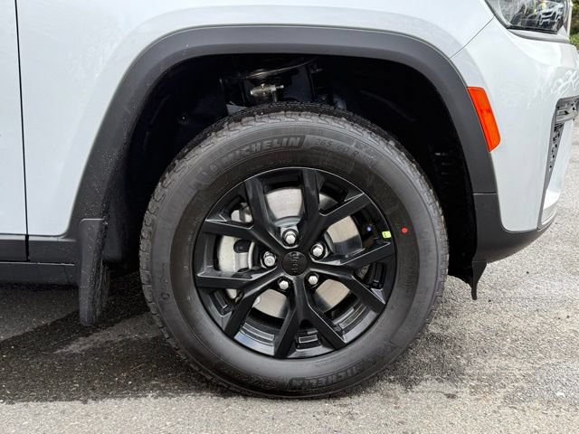 New 2026 Jeep Grand Cherokee L 4WD image 19