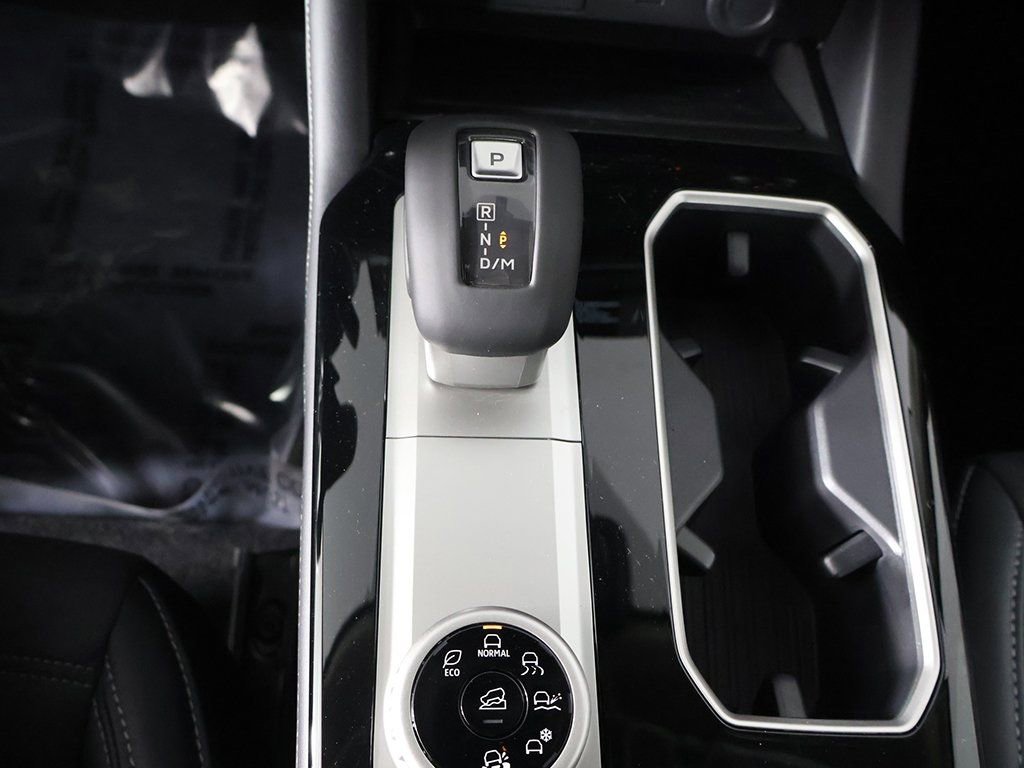 New 2026 Mitsubishi Outlander SE image 50