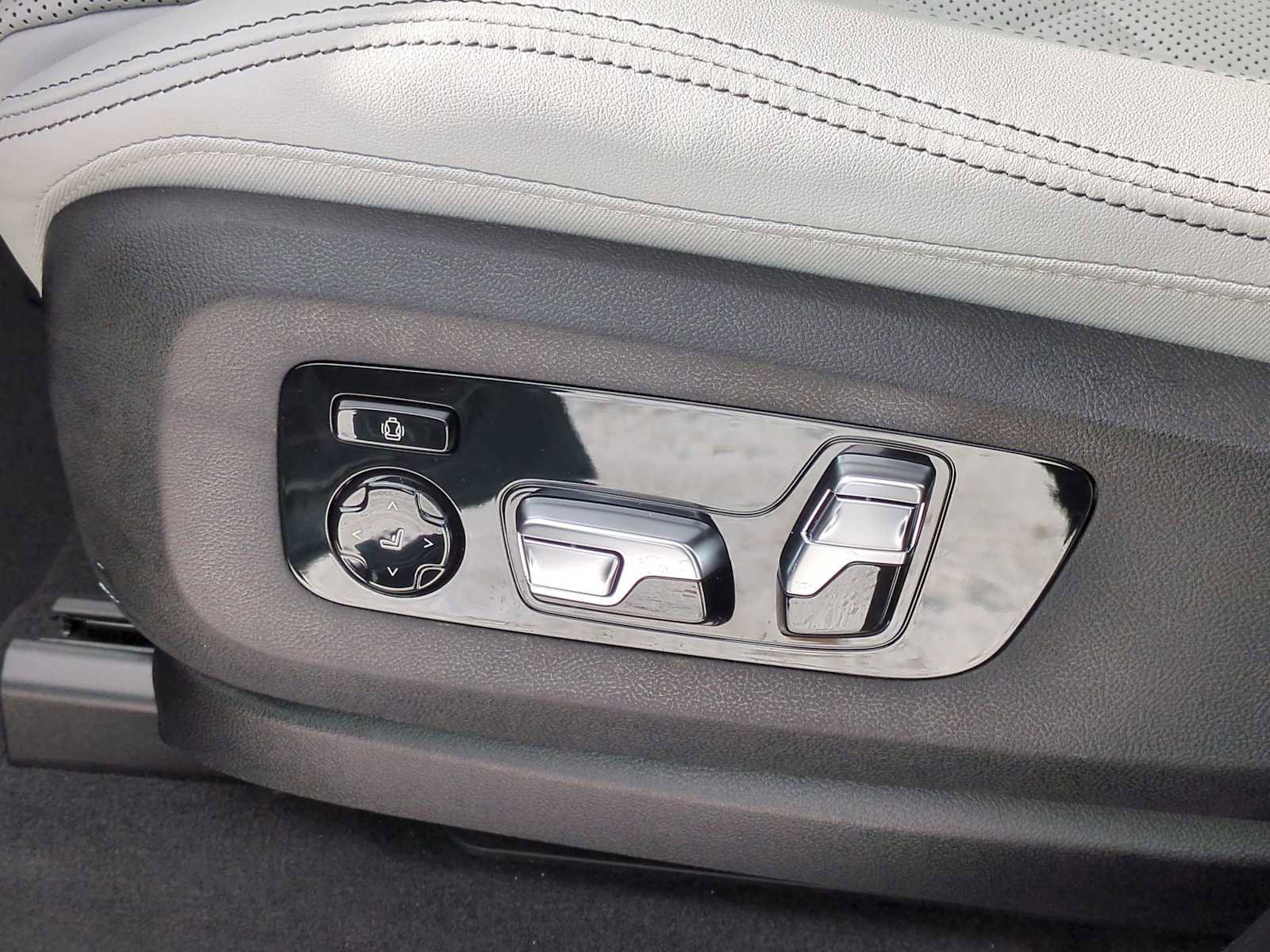 New 2026 BMW X7 xDrive40i image 17