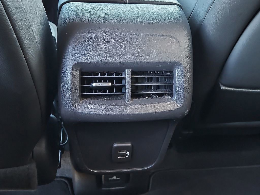 Used 2024 GMC Terrain Denali image 19