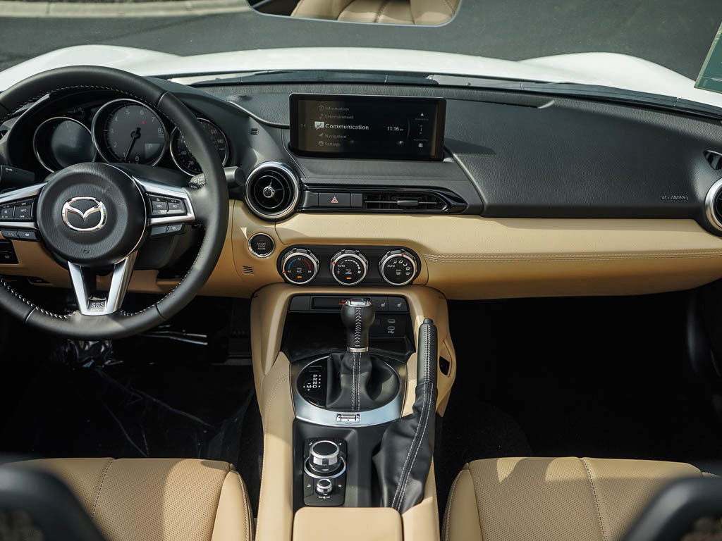 New 2025 MAZDA MX-5 Miata Grand Touring RWD image 13