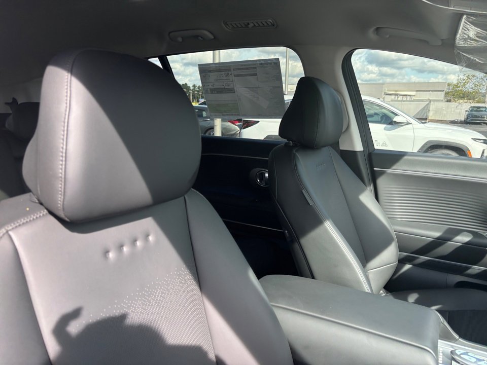 New 2026 Hyundai Ioniq 9 SEL image 29