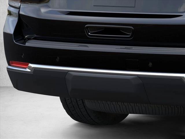 New 2026 Chevrolet Suburban LS RWD image 14