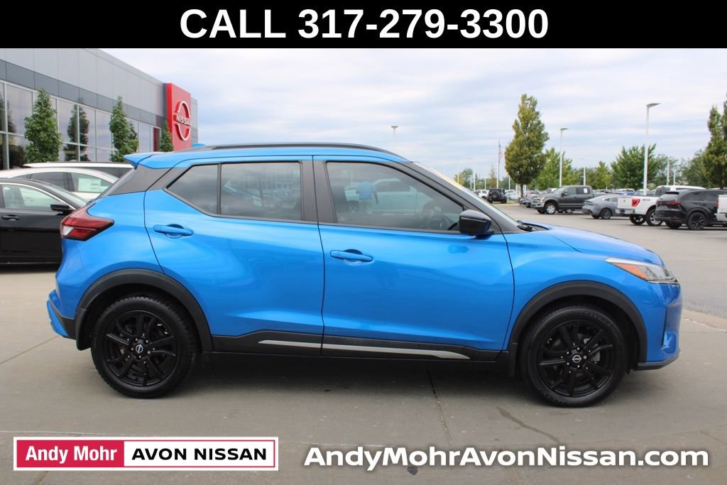 Used 2022 Nissan Kicks SR FWD image 6
