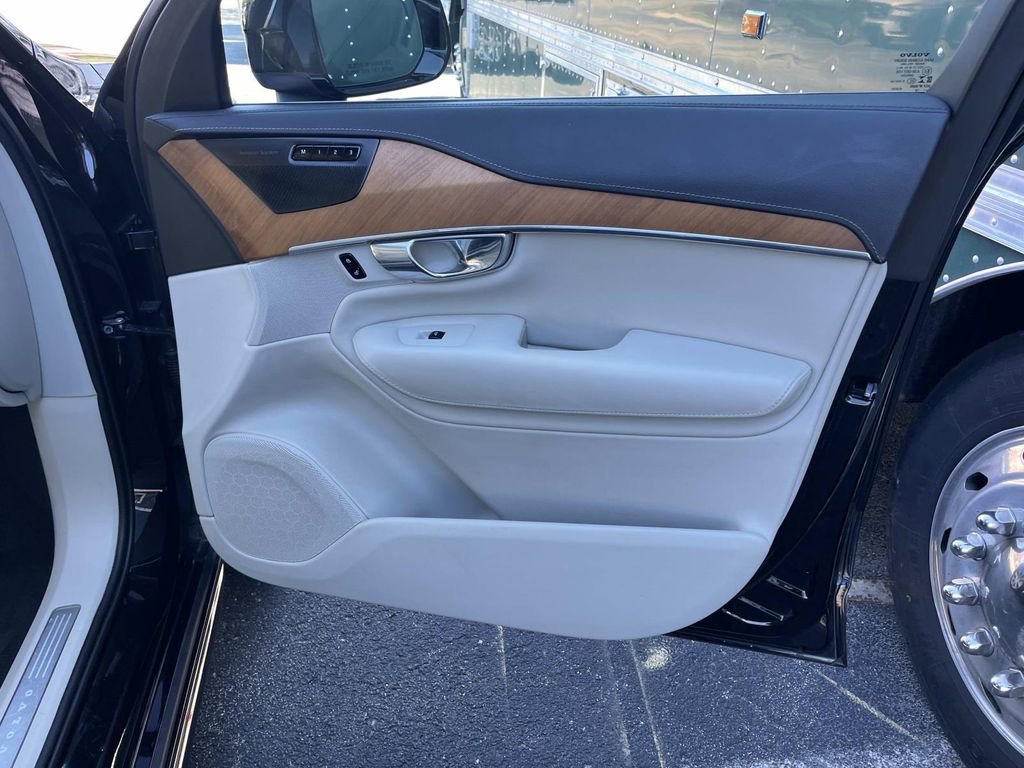 Used 2019 Volvo XC90 T6 Inscription w/ Protection Package Premier image 23
