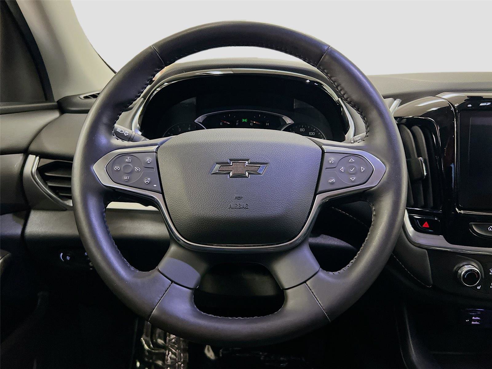 Used 2020 Chevrolet Traverse RS image 23