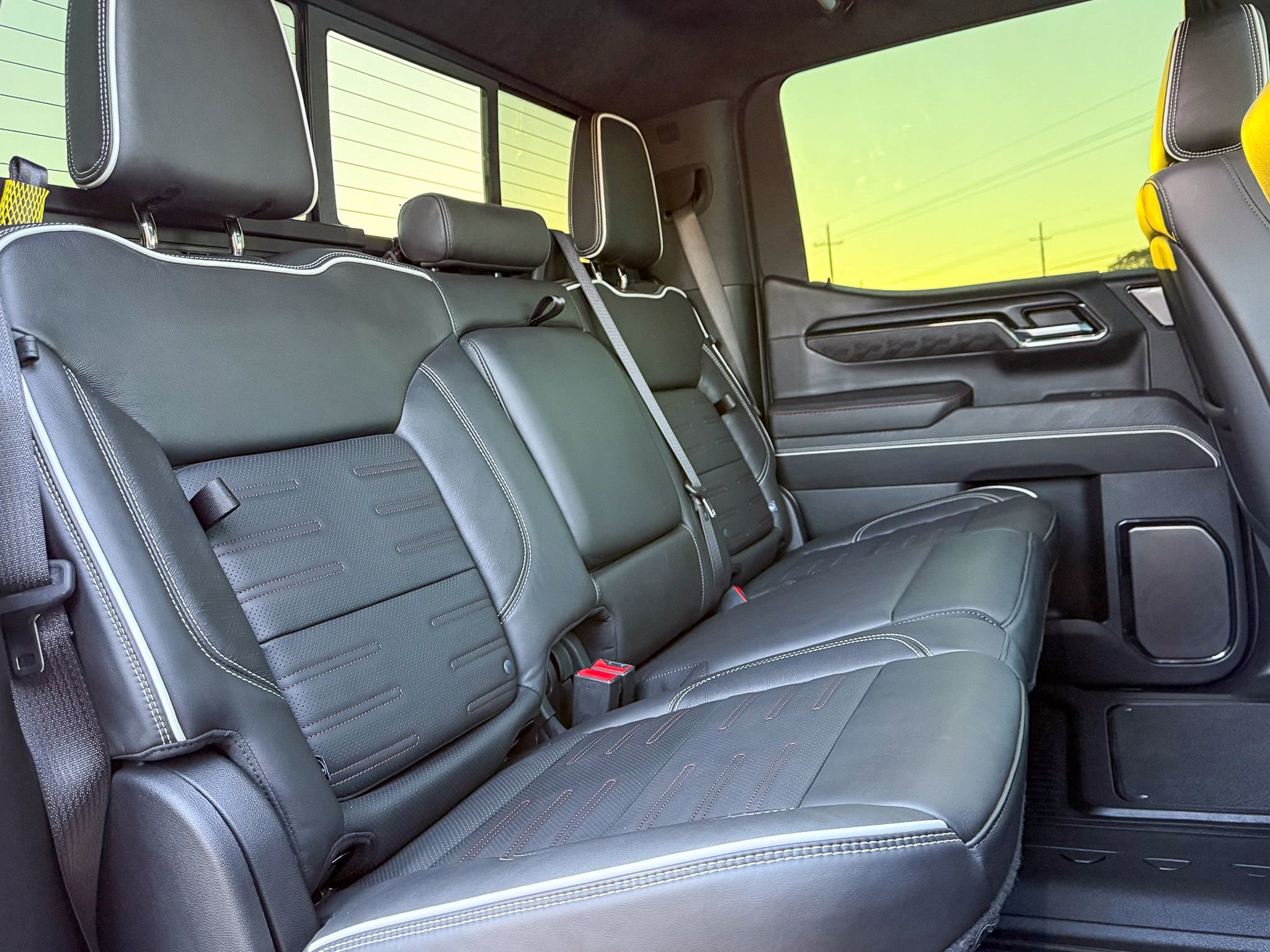 Used 2024 GMC Sierra 1500 AT4X image 25