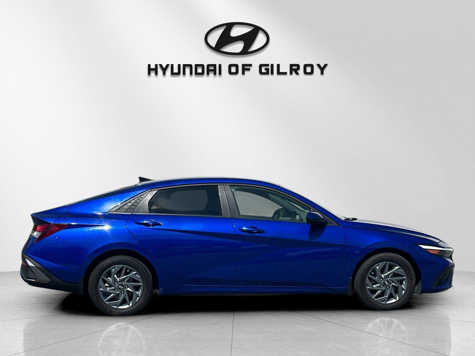 Certified 2024 Hyundai Elantra SEL FWD image 6