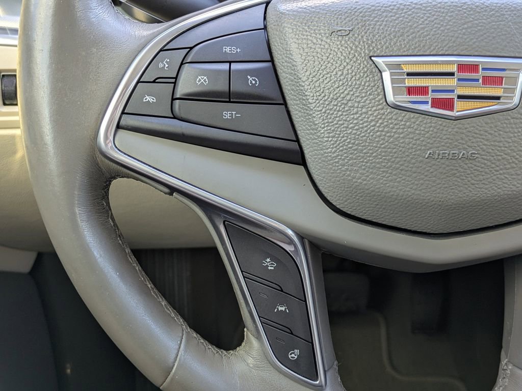Used 2017 Cadillac XT5 Luxury w/ Driver Awareness Package image 24