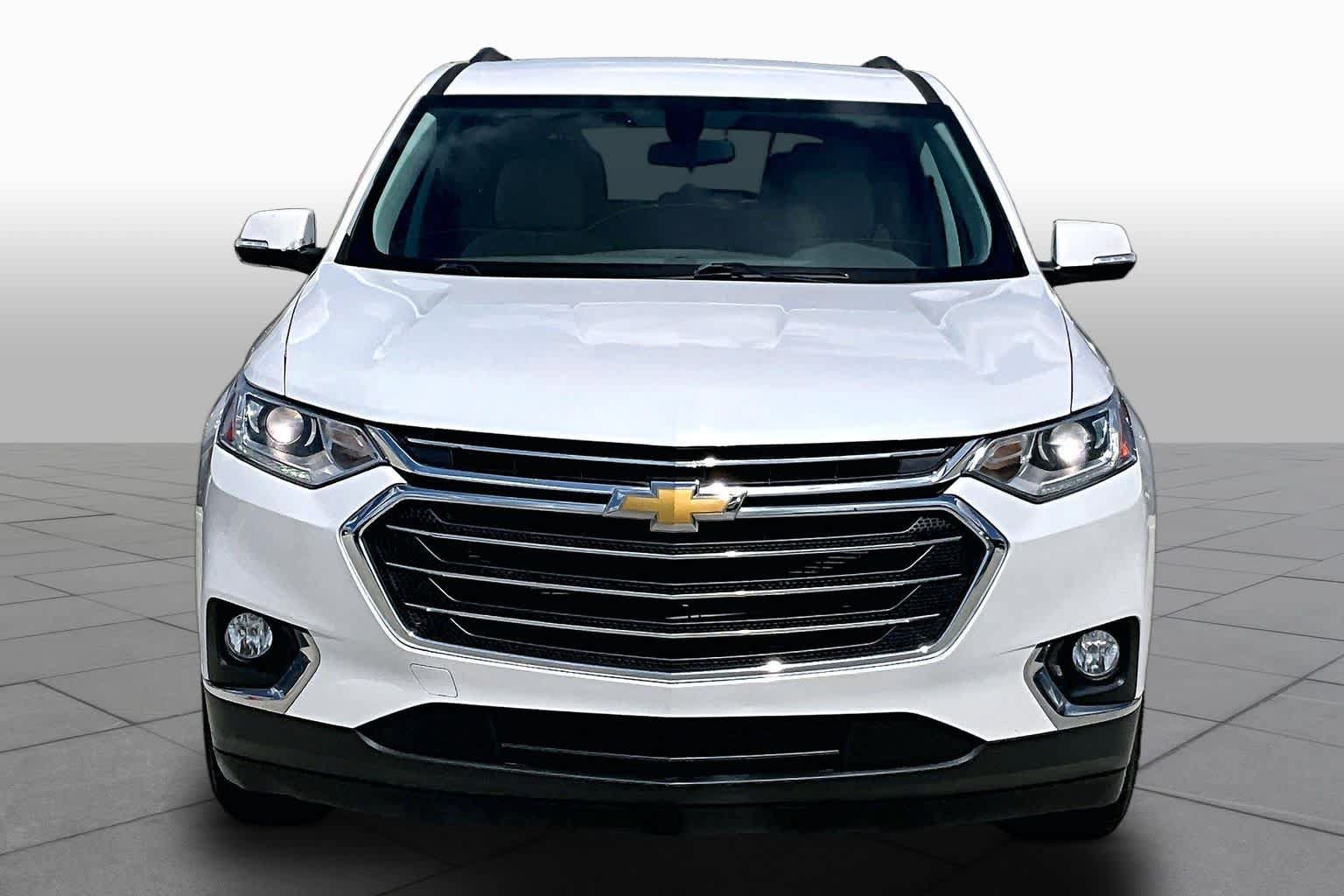 Used 2021 Chevrolet Traverse LT FWD image 4