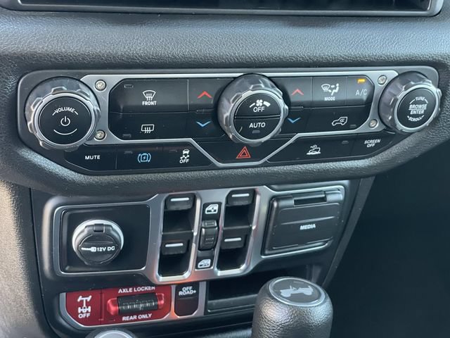 Used 2024 Jeep Wrangler Unlimited AWD/4WD image 15