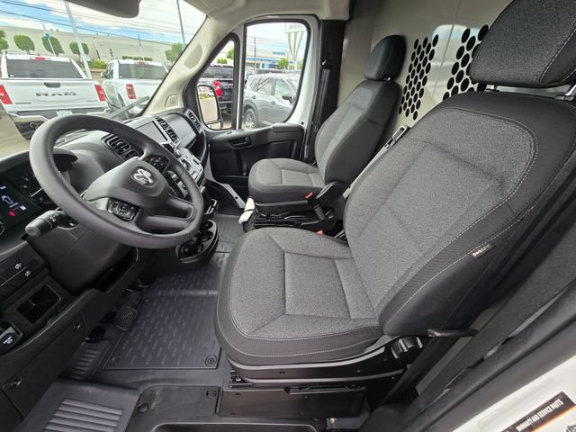 Used 2025 RAM ProMaster 2500 FWD image 9